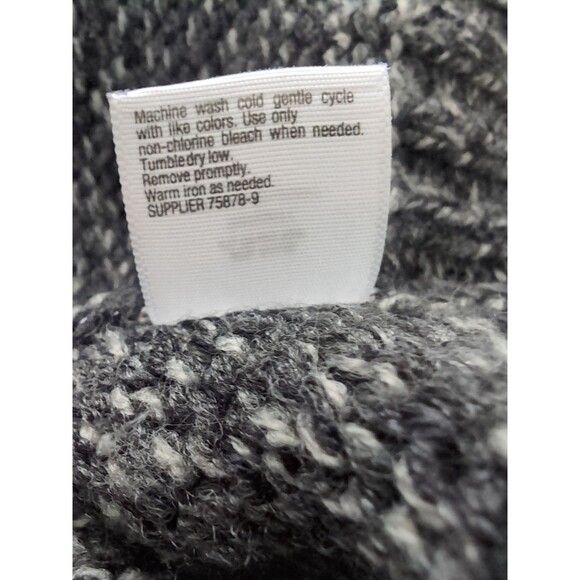 St. John's Bay Women's Gray Cable Knit Cardigan Sweater Button Up XL Cottagecore - Picture 7 of 9